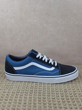 Vans Old Skool Navy VN000D3HNVY Men's 10.5 Skate Sneakers BNIB